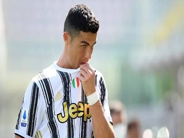 Chuyển nhượng BĐ 1/7: Ronaldo gặp Juventus chốt tương lai