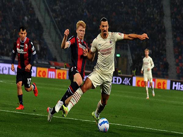 Soi kèo Tài Xỉu trận AC Milan vs Bologna (1h45 ngày 28/8)